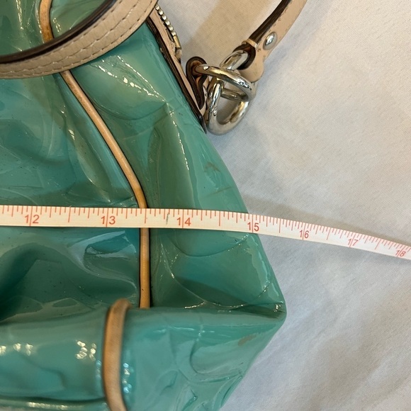 COACH 100% Authentic Y2K Tiffany Colored Patent Logo, Crossbody Bag, 15” x 9”. - Picture 8 of 10